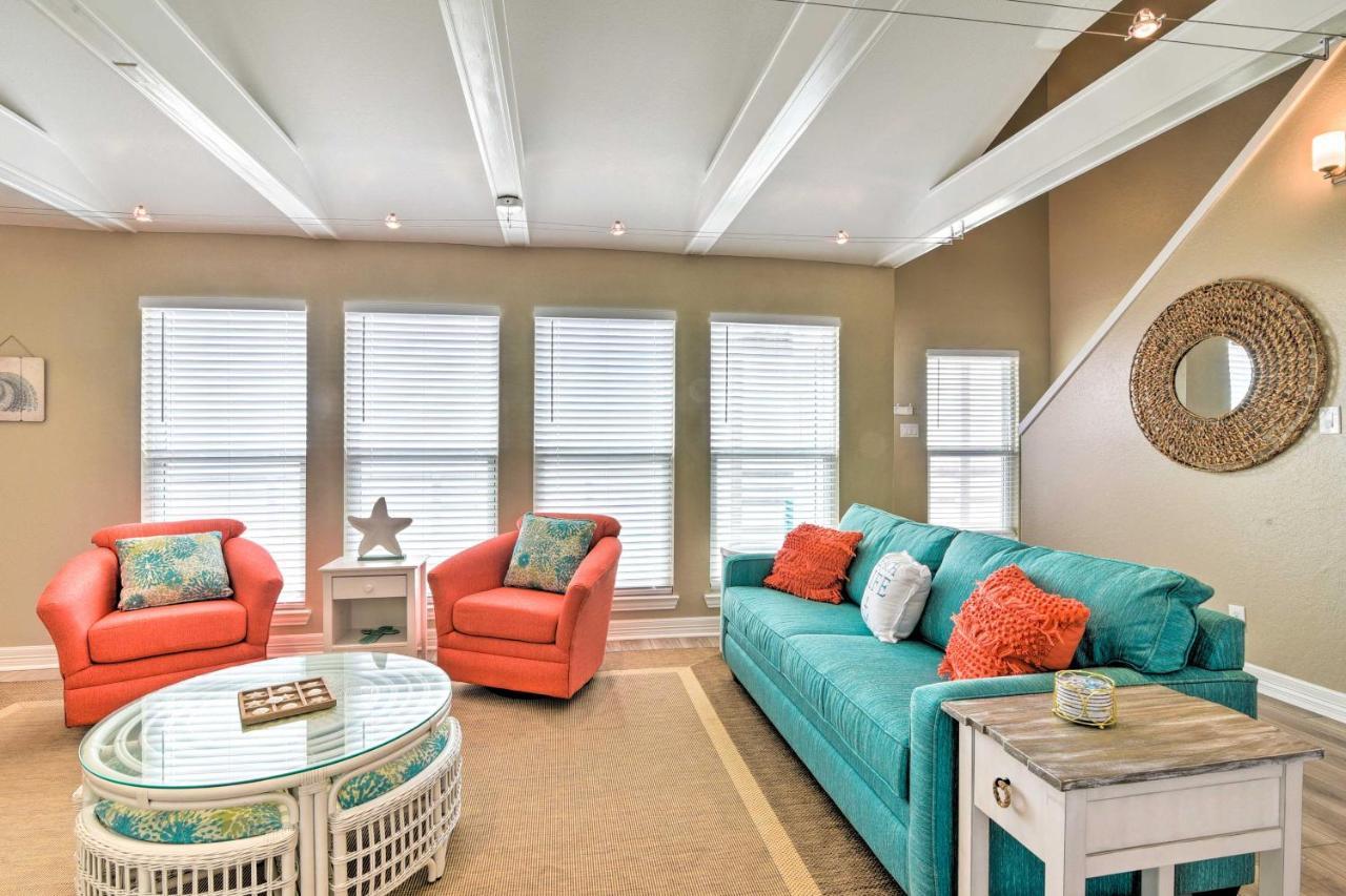 Beachfront Galveston Oasis Balconies, Ocean View! Екстер'єр фото